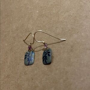 Holly Yashi Niobium Artisan Gold and Purple Leaf Earrings with crystal accents!